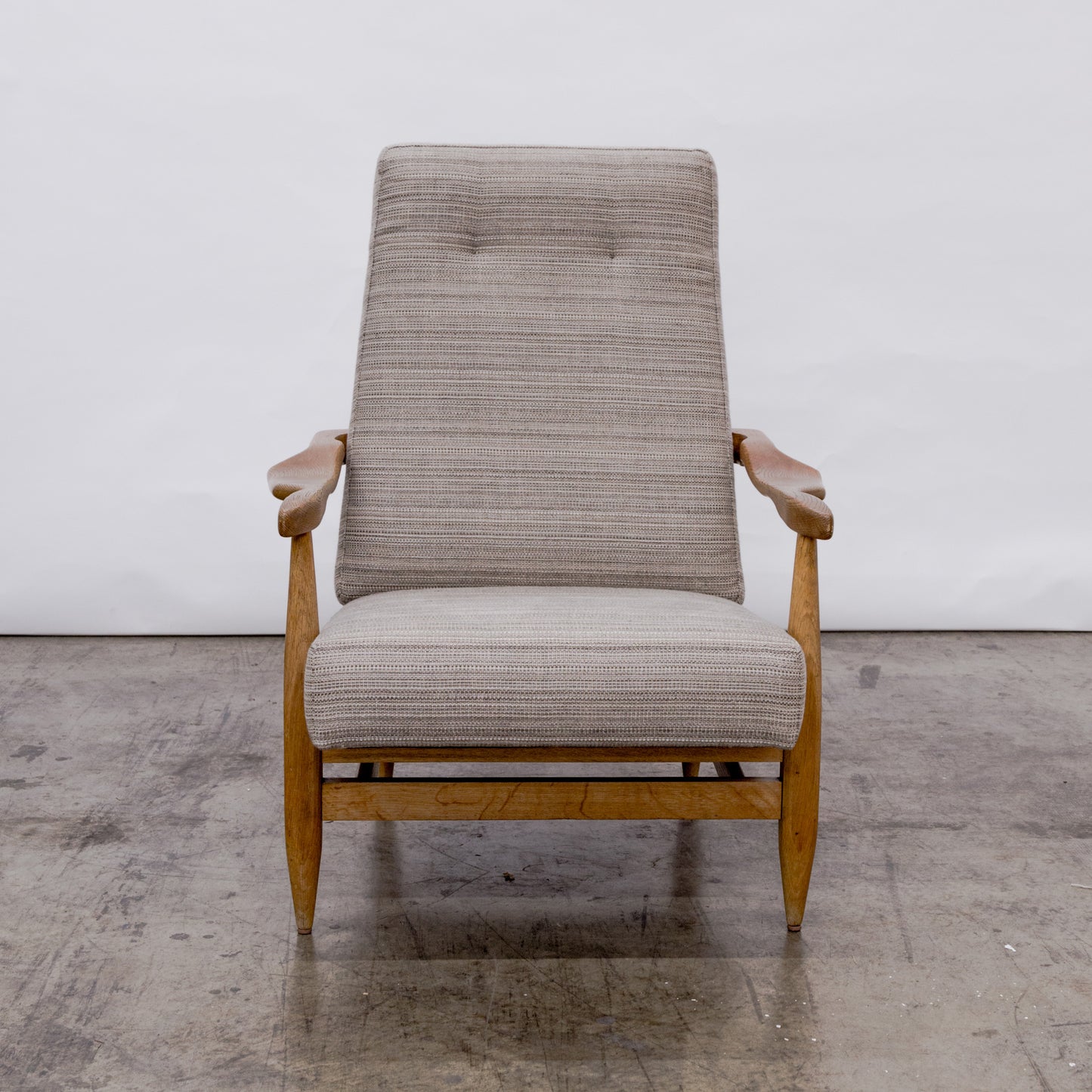 Guillerme et Chambron | Dagobert Lounge Chair