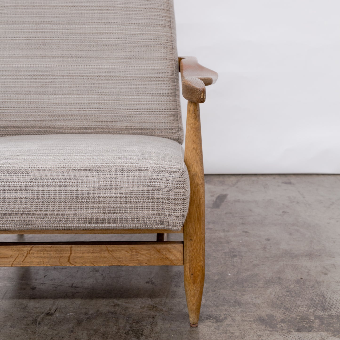 Guillerme et Chambron | Dagobert Lounge Chair