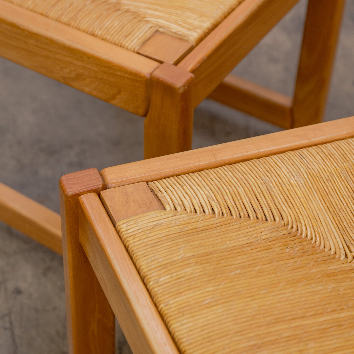 Maison Regain | Brutalist Elm + Rush Dining Chairs