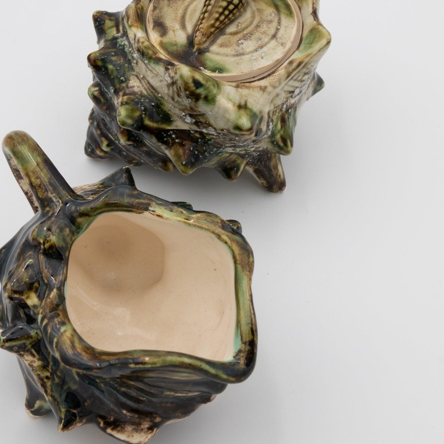 Majolica Porcelain Conch - Cream Pitcher + Sugar Bowl Set