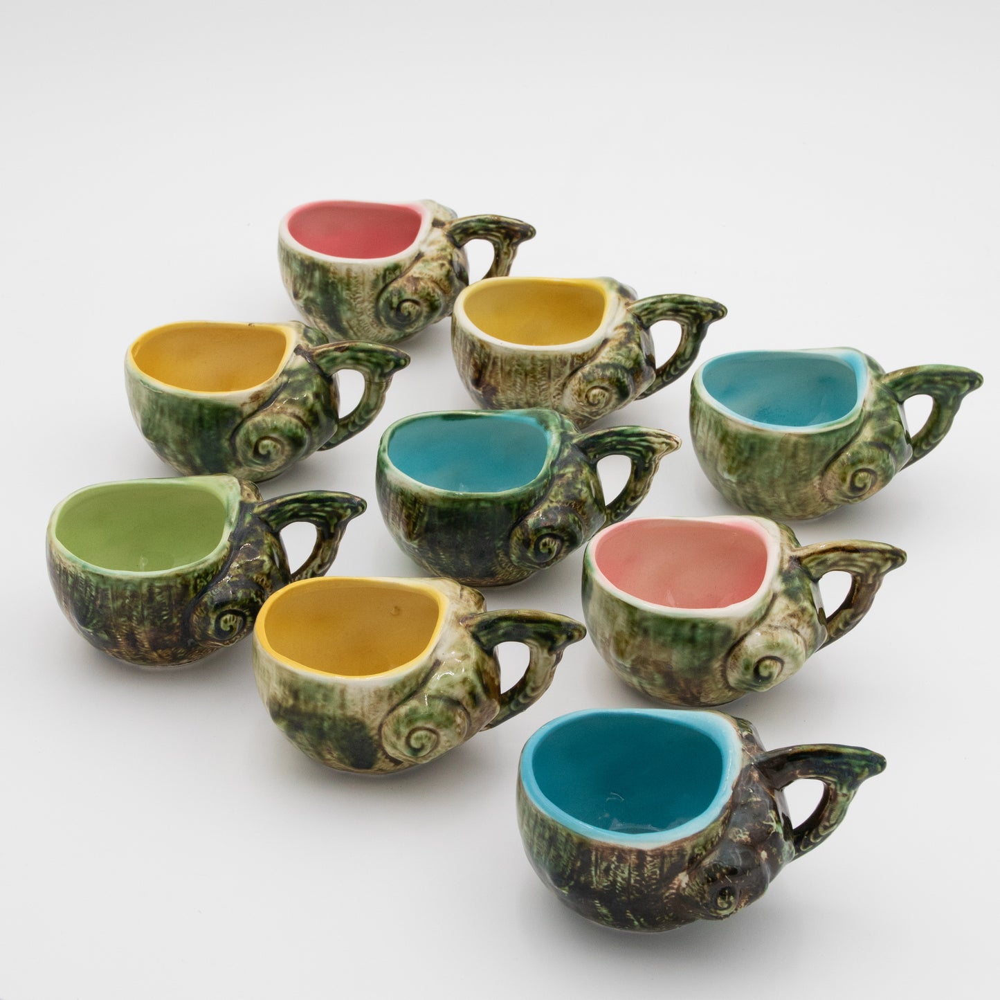 Majolica Porcelain Conch - Teacup Set