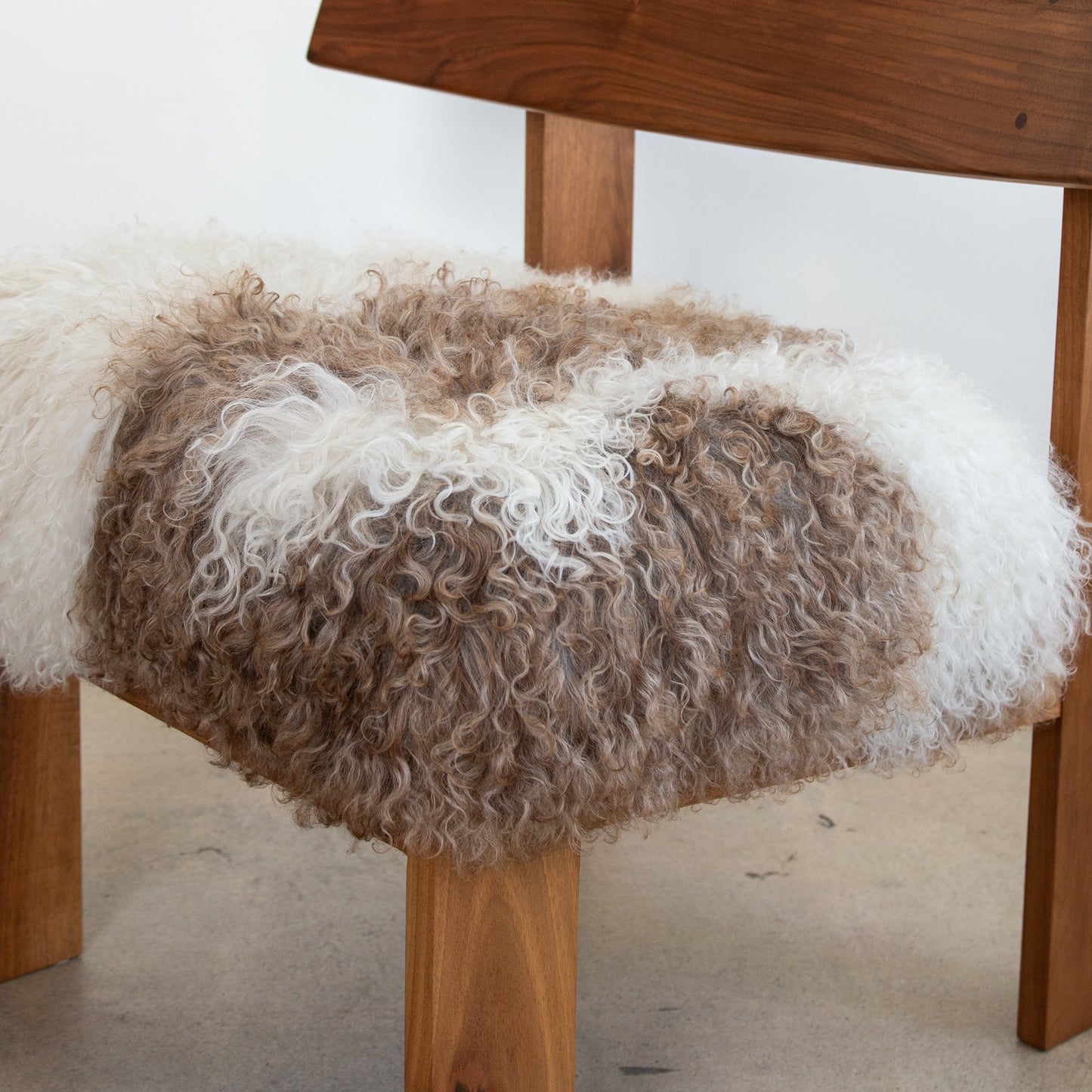 Dusty Deco | Easy Chair