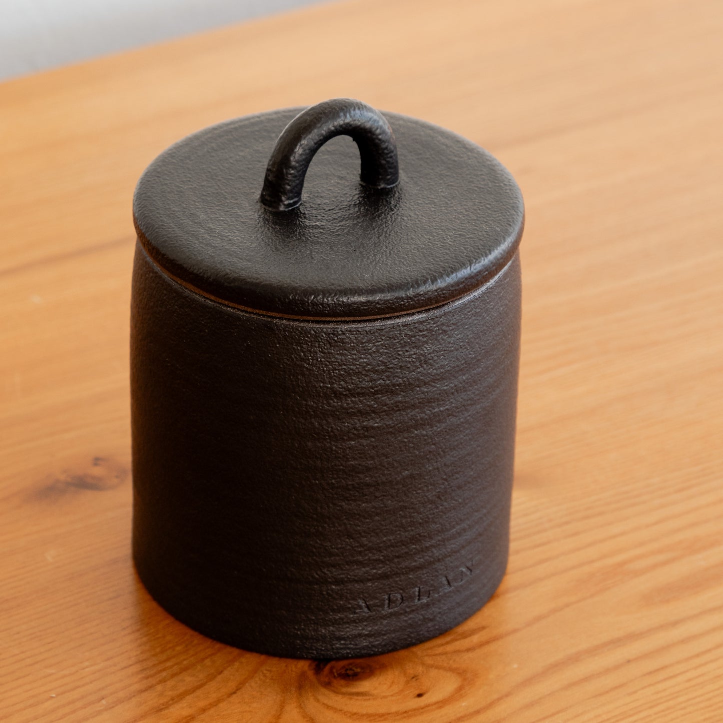 Adlan Fragrances | Coming Up Roses Candle