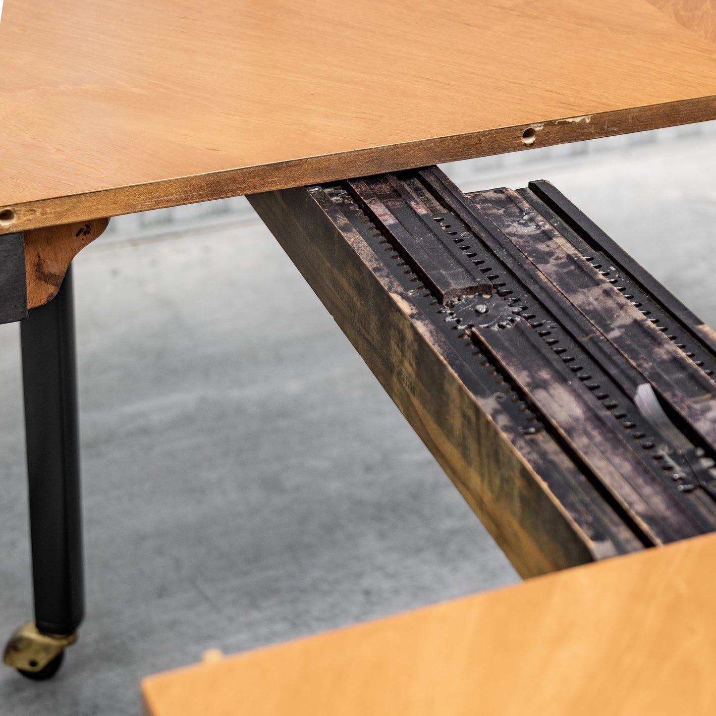 Michael Taylor | Elliptical Dining Table