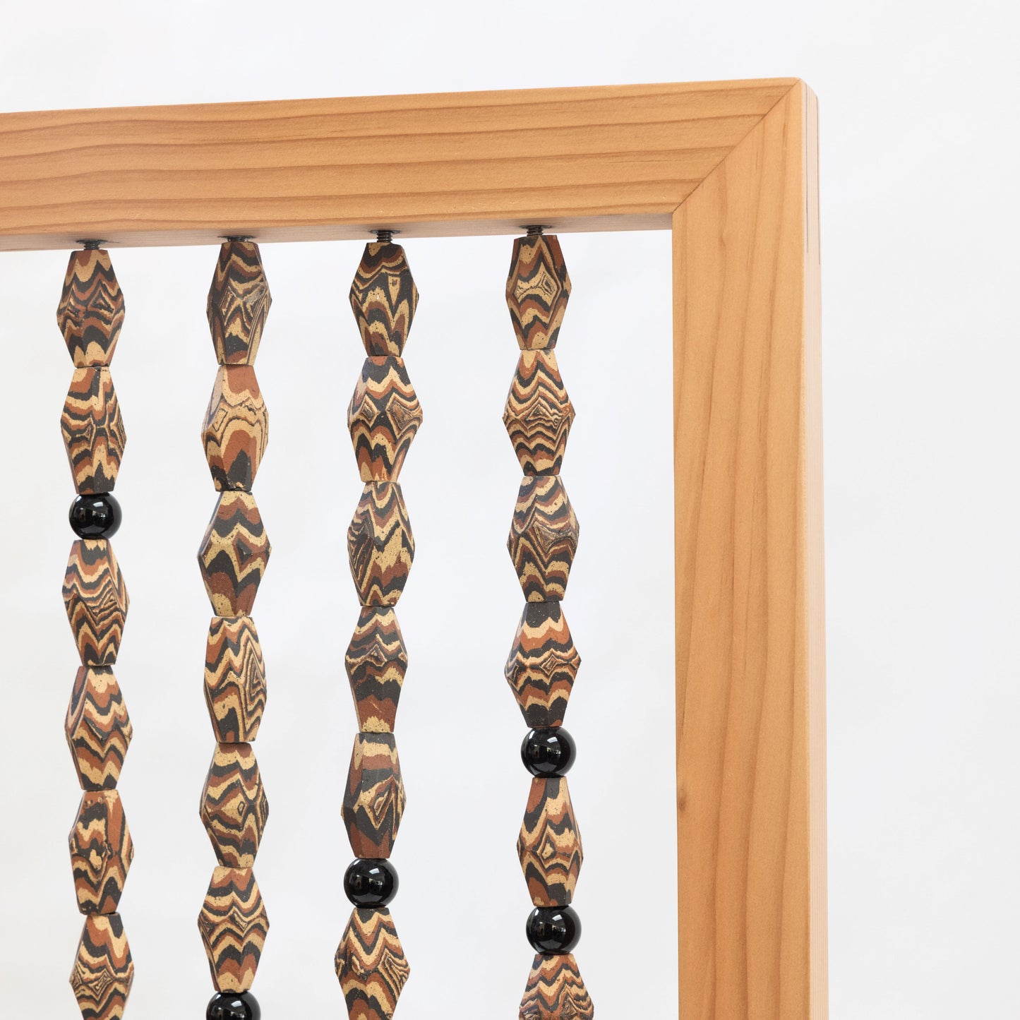 Hyunuko | Bead Screen - Light Frame