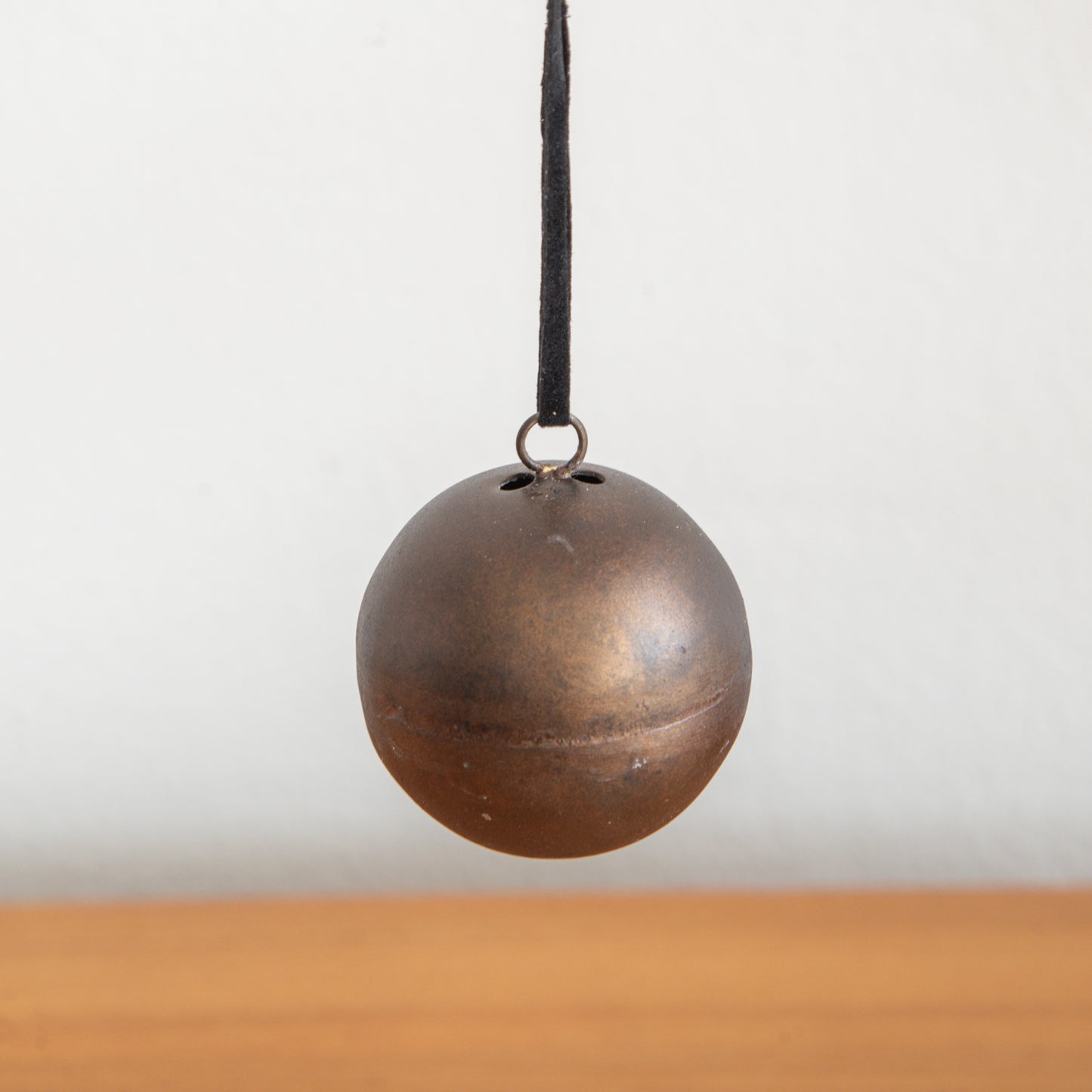 Nostalgia Antique Gold Ornament