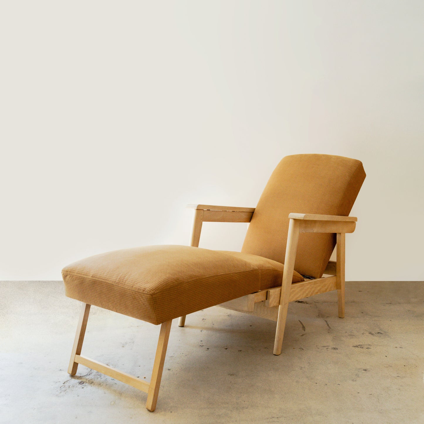 French Reclining Lounge Chair