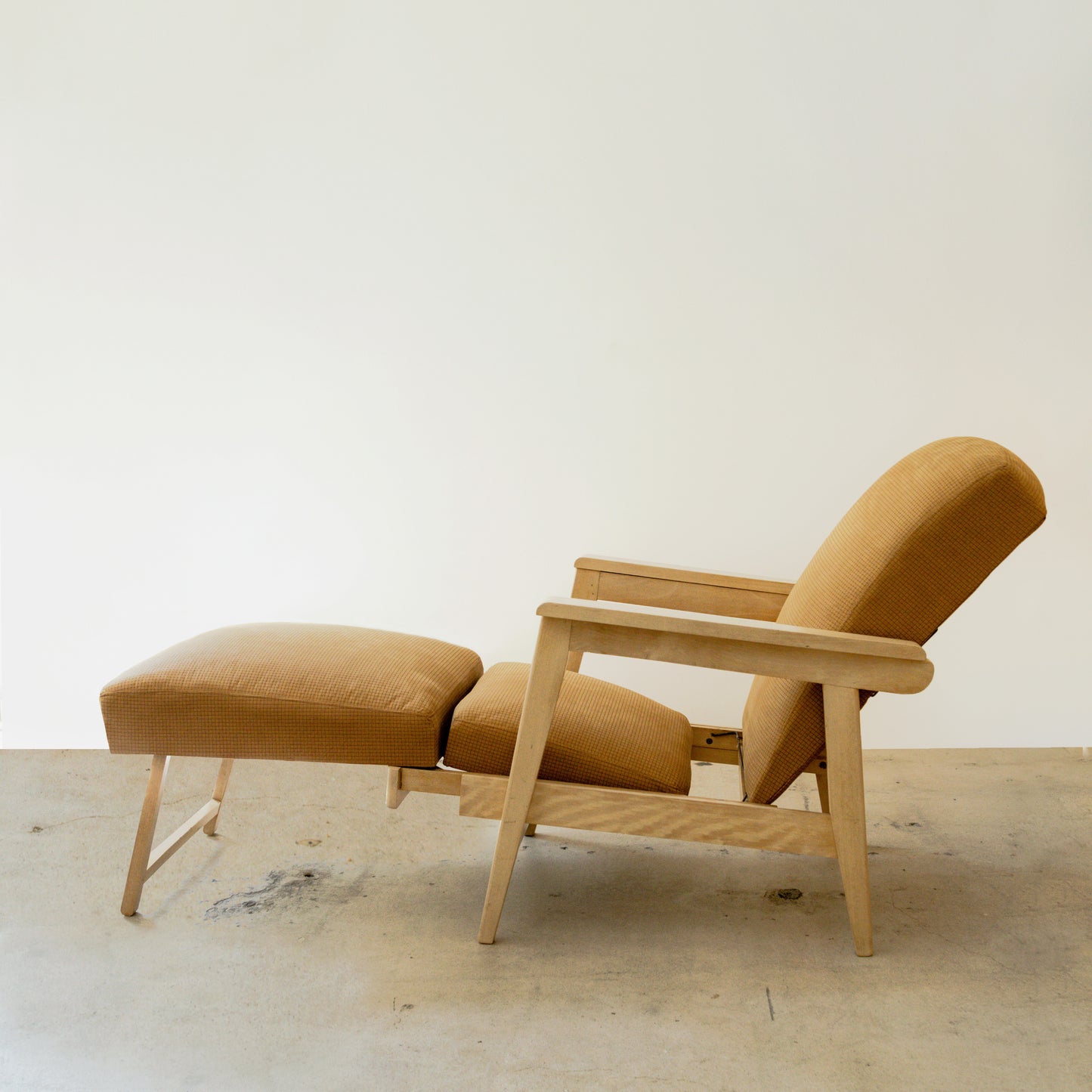 French Reclining Lounge Chair