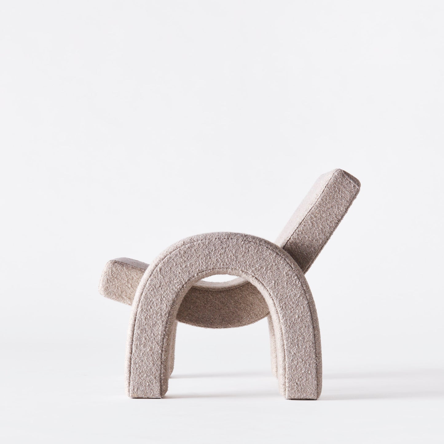 Dusty Deco | Arco Lounge Chair Boucle Natural