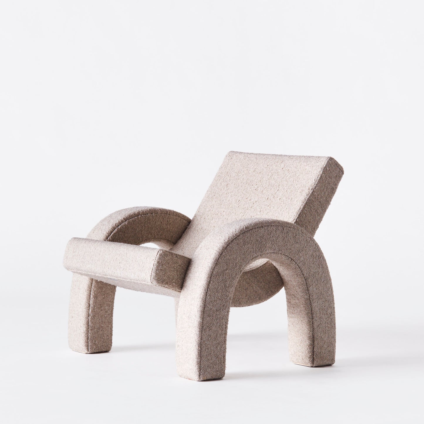 Dusty Deco | Arco Lounge Chair Boucle Natural