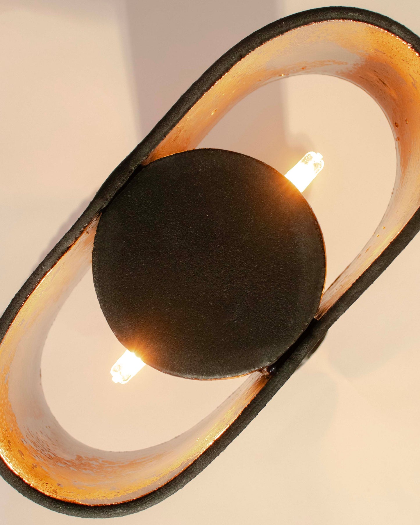 Streicher Goods | T-Top Lamp - Black