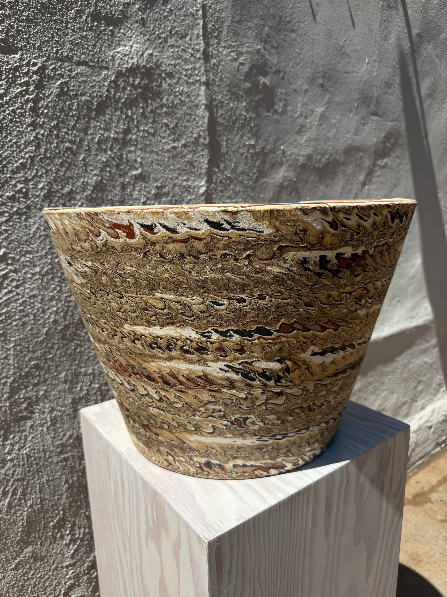 Hyunuko | V-Shaped Mongi Planter