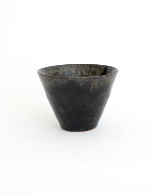 Lee Kawasaki | Black Sake Cups