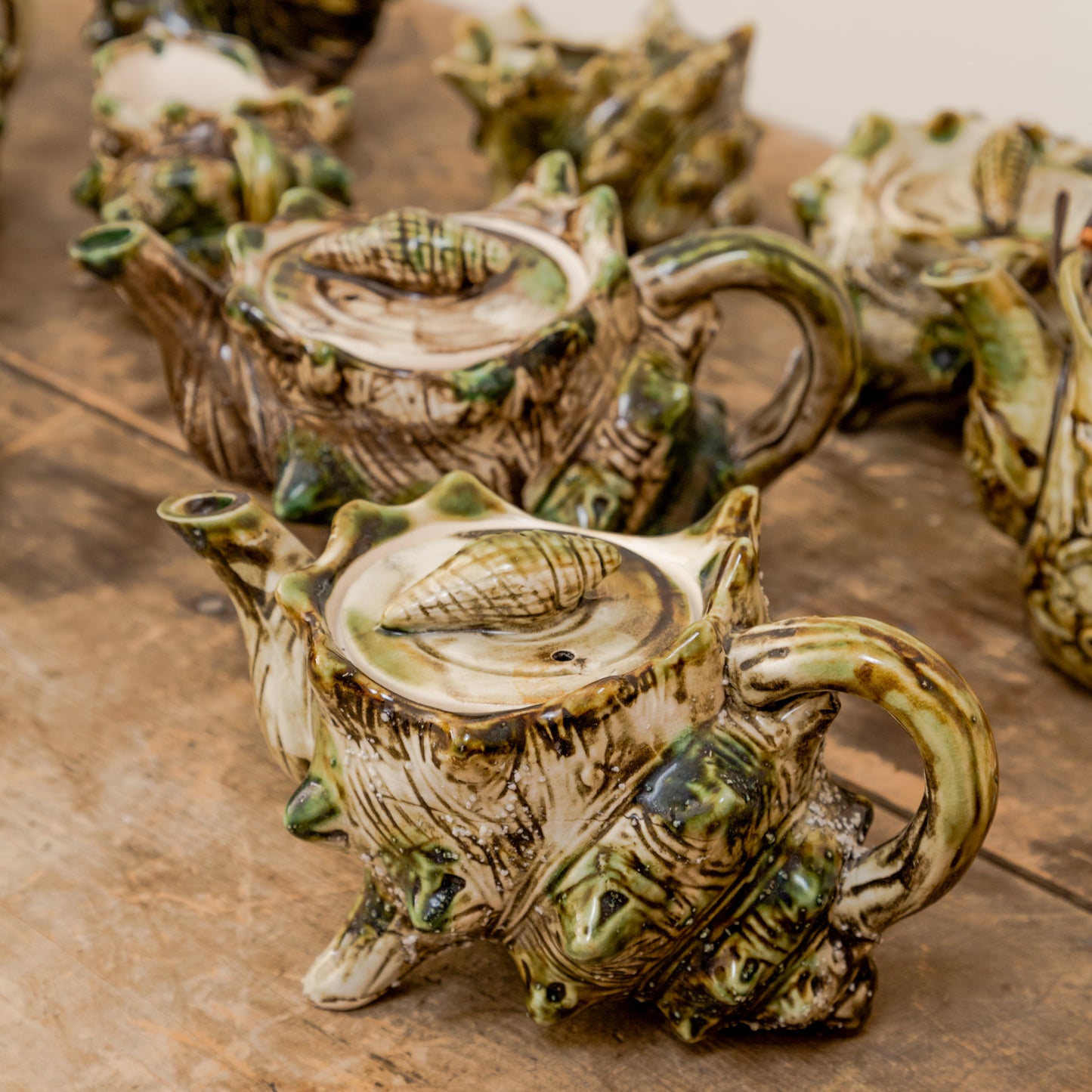 Majolica Porcelain Conch Set