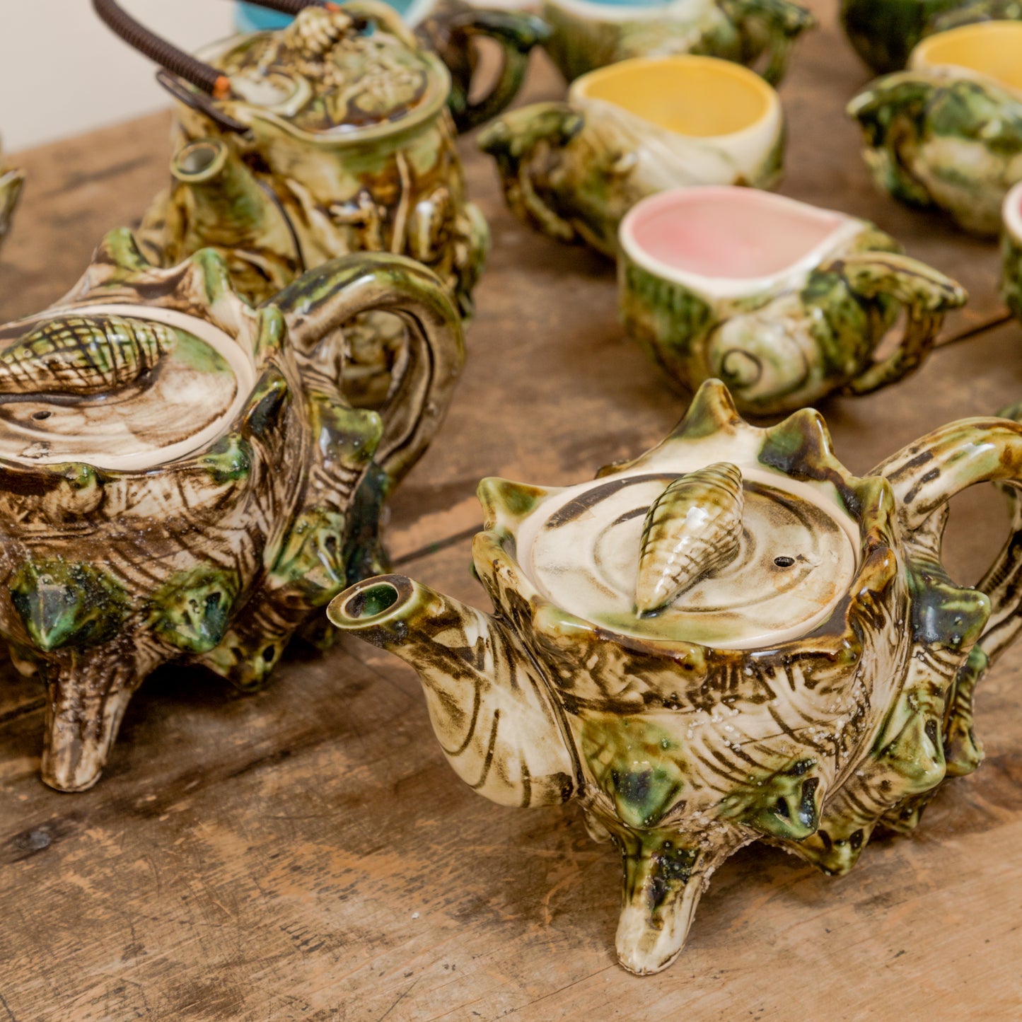 Majolica Porcelain Conch Set