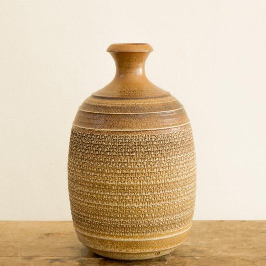 Bob Kinzie | Relief Texture Vessel