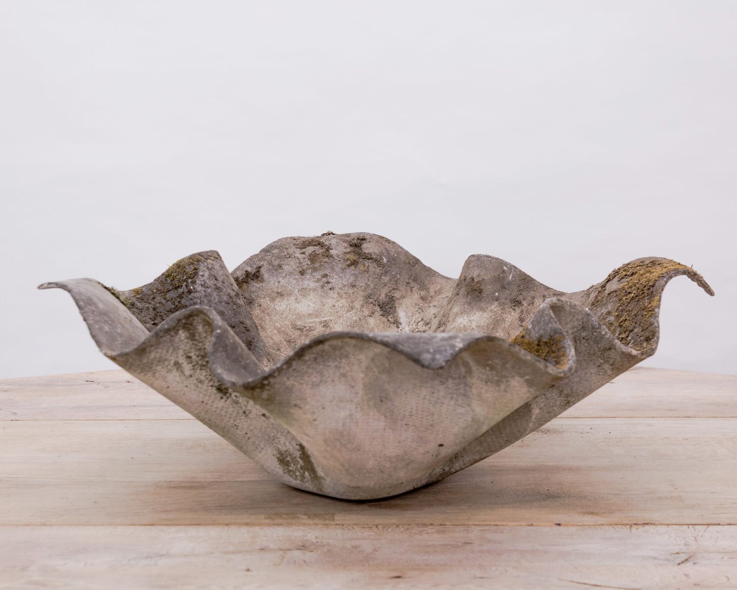 Willy Guhl | 'Handkerchief' Concrete Planter