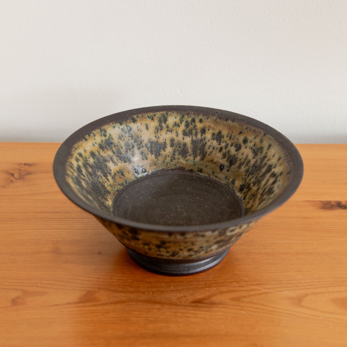 Lukas Weyandt | Tapered Stoneware Bowl