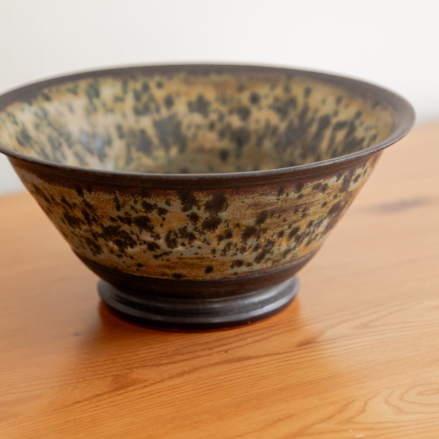 Lukas Weyandt | Tapered Stoneware Bowl