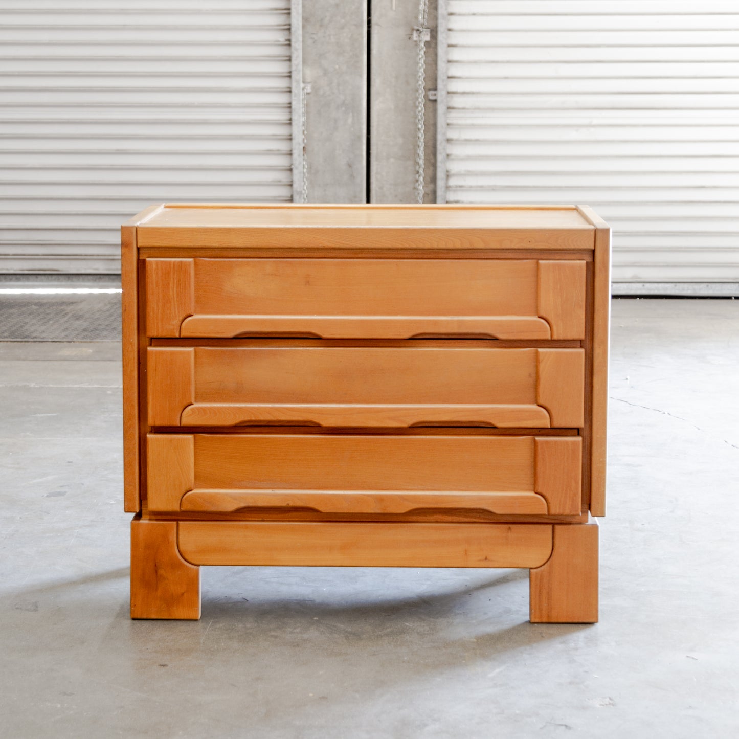 Maison Regain | Elm Wood Chest