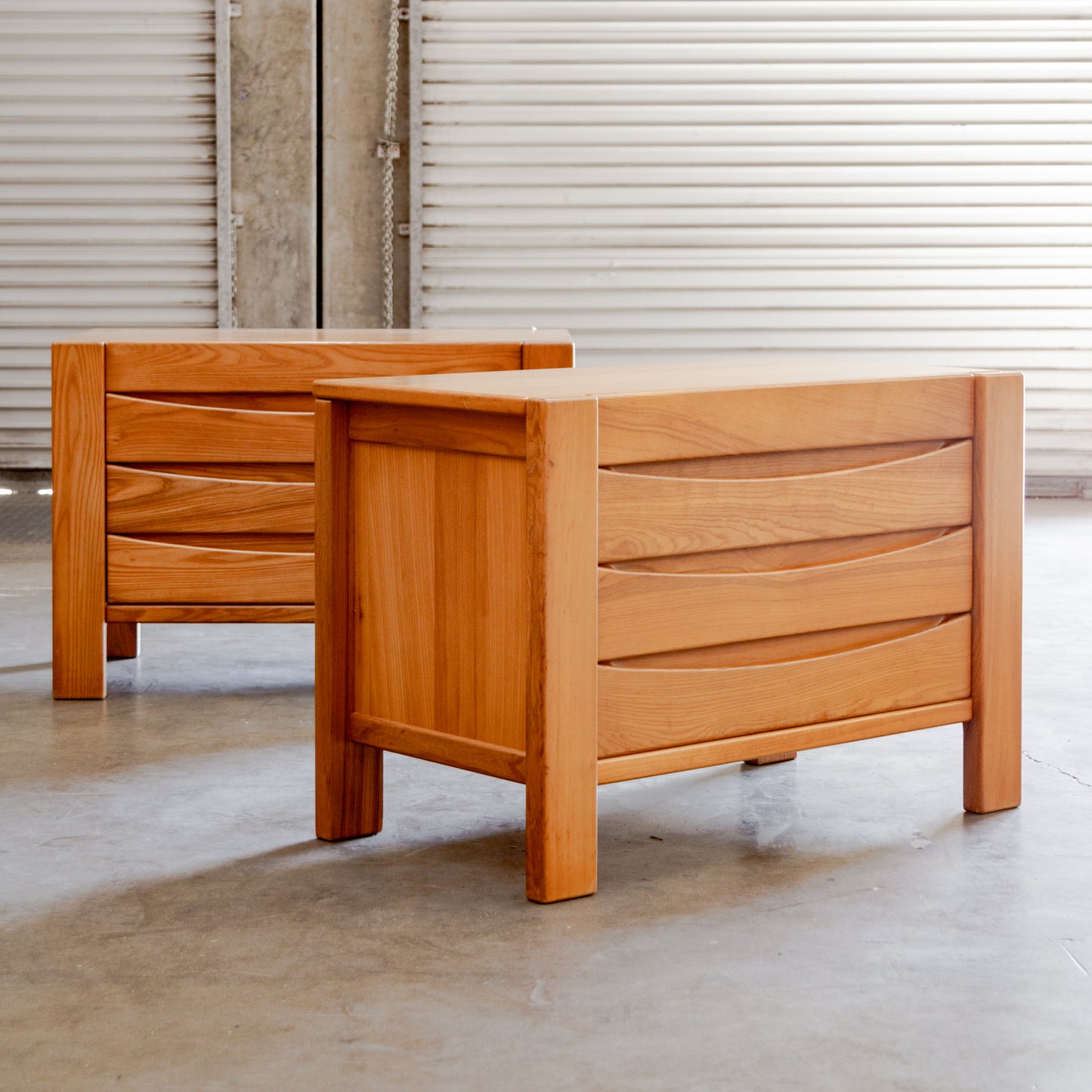 Maison Regain | Elm Wood Chests