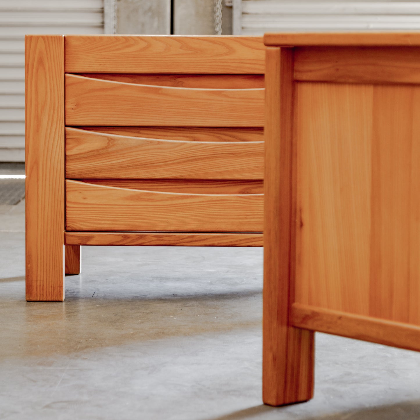 Maison Regain | Elm Wood Chests