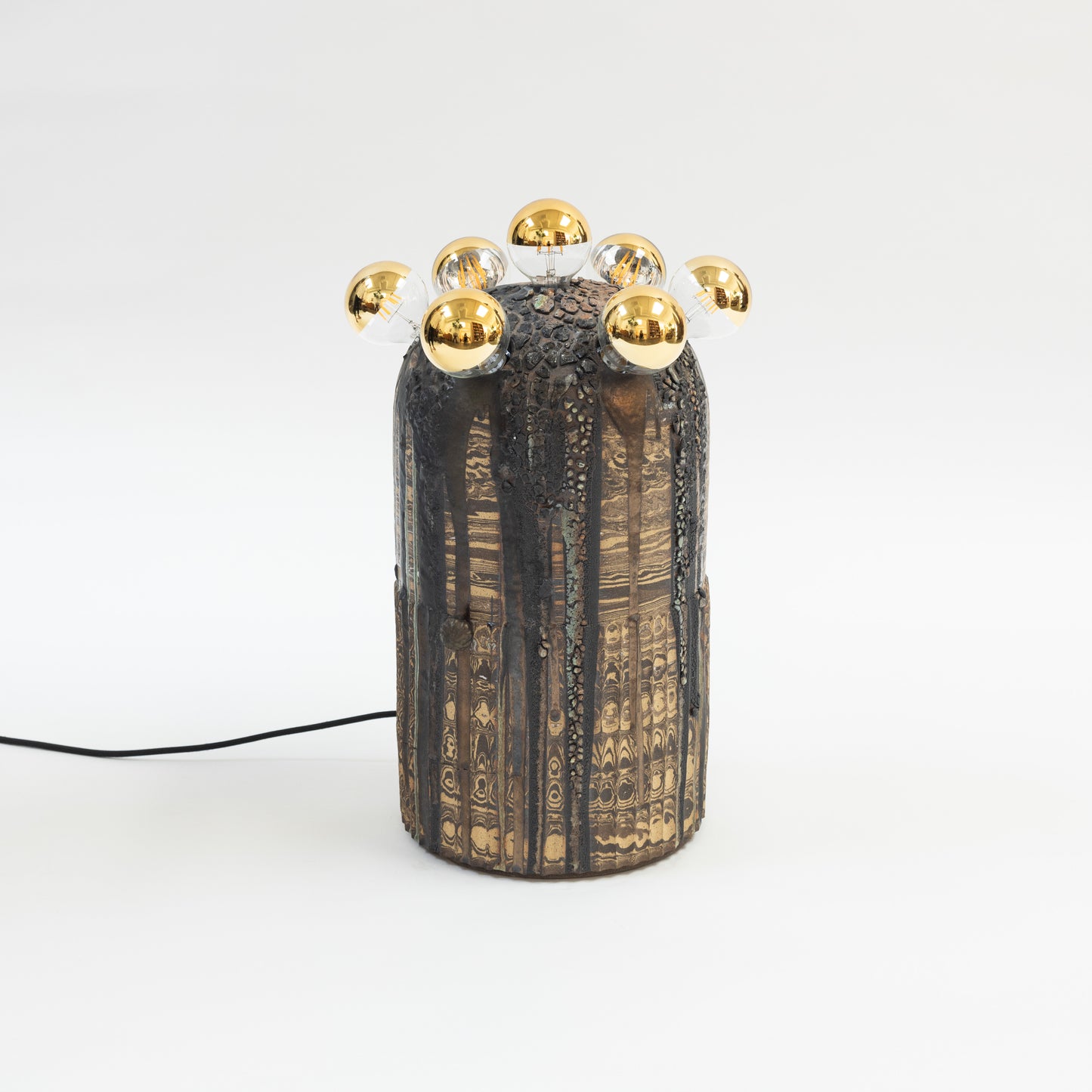 Hyunuko | Big Mongi Lamp