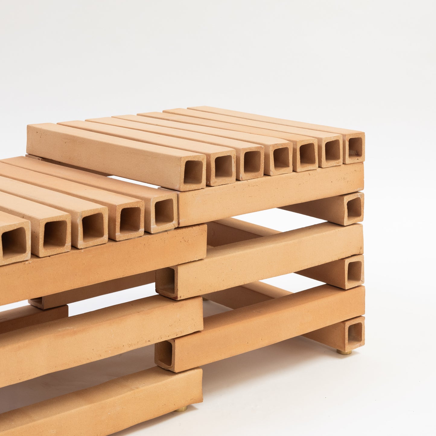Hyunuko | Toobiture Coffee Table