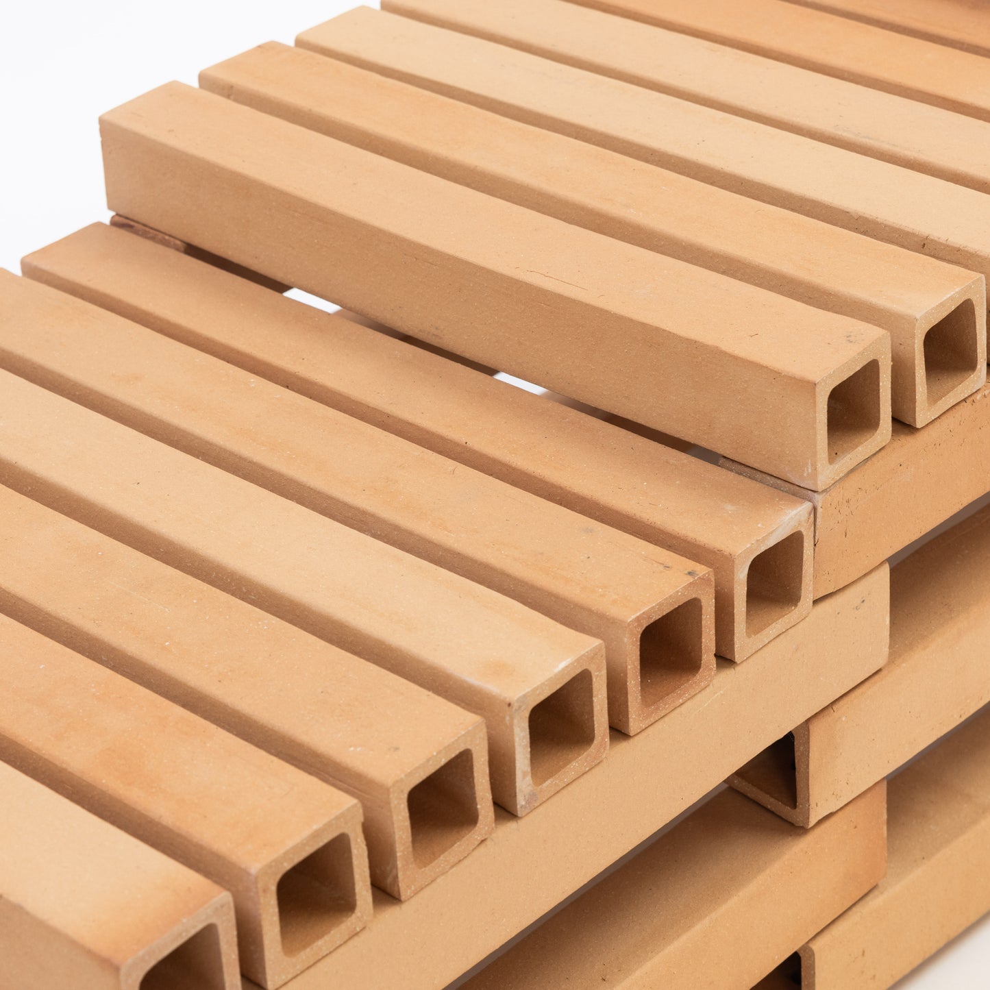 Hyunuko | Toobiture Coffee Table