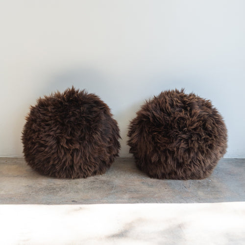 'The Cruinn' Round Sheepskin Pillow - Brown