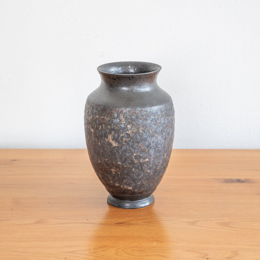 Lukas Weyandt | Flared Lip Stoneware Vase