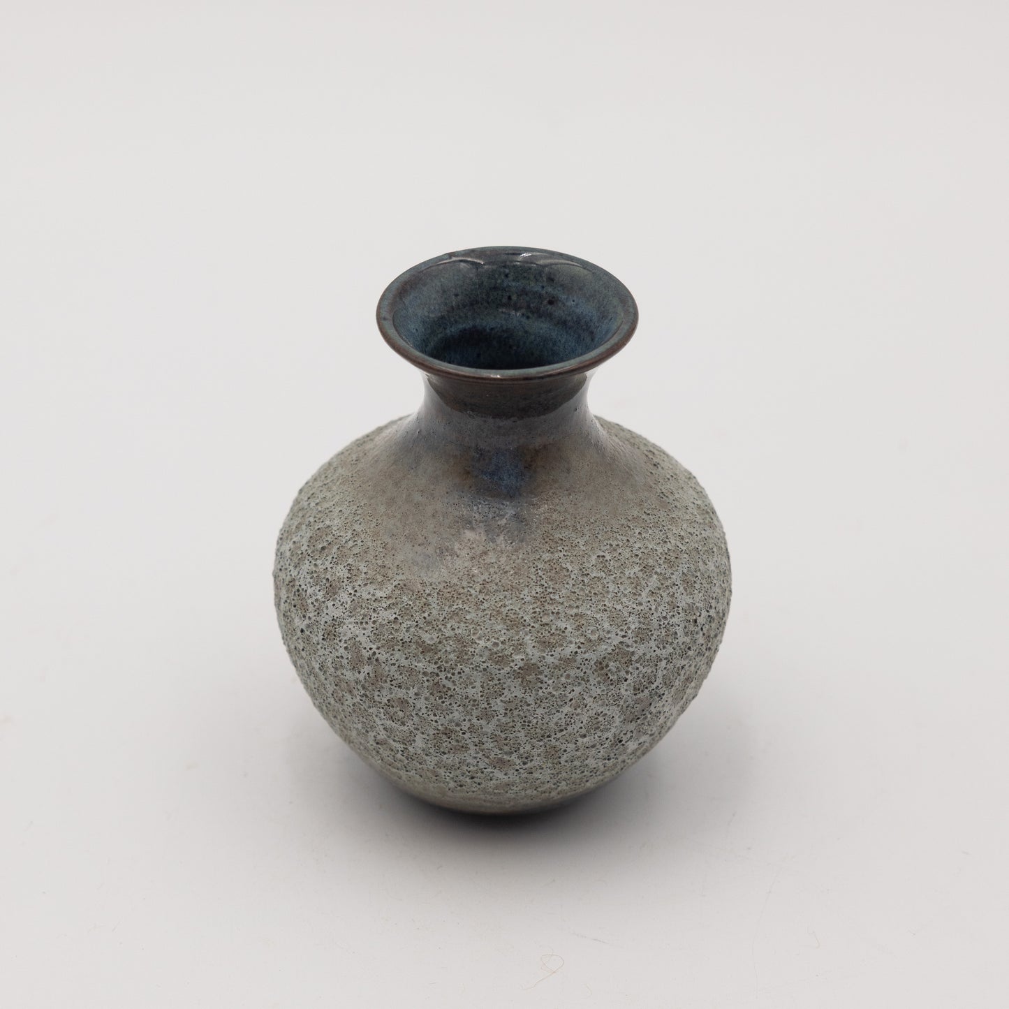 Alkimia Stoneware | Frost Vessel