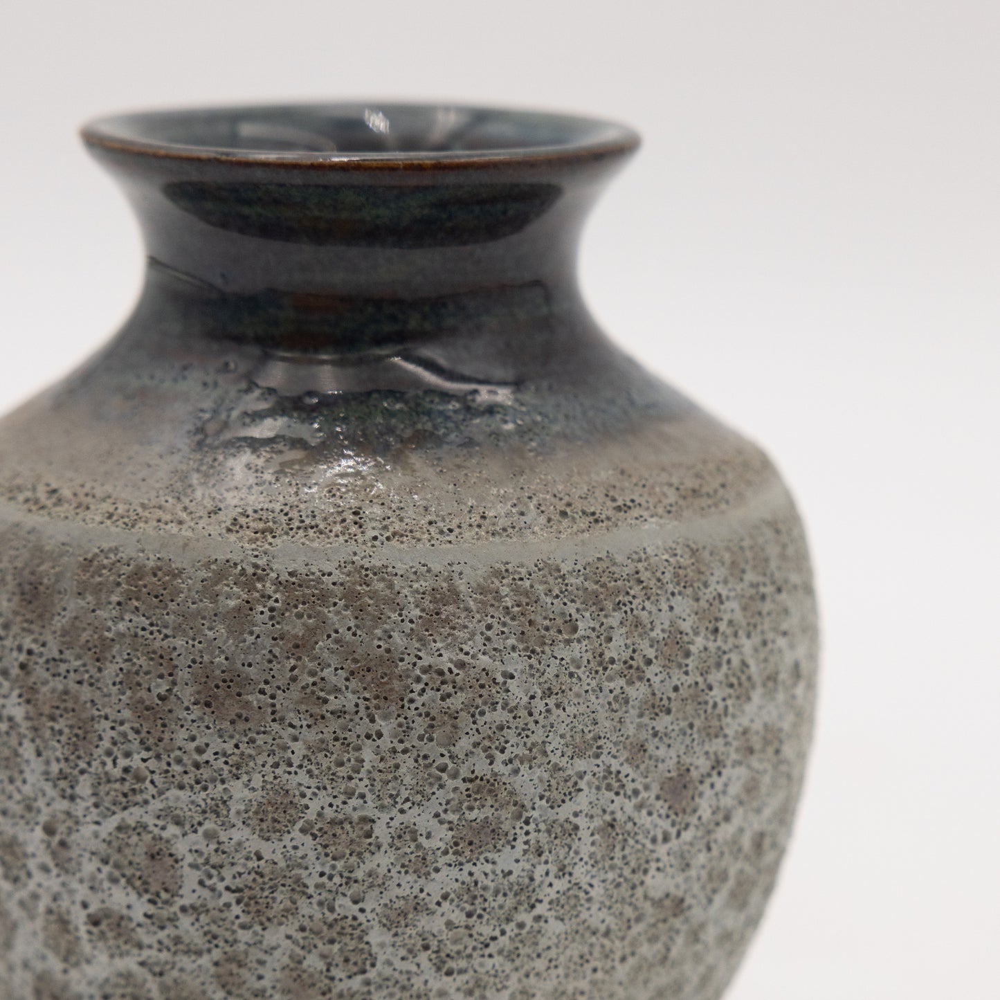 Alkimia Stoneware | Frost Vessel