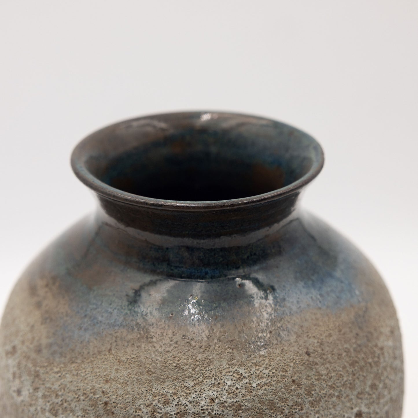 Alkimia Stoneware | Frost Vessel